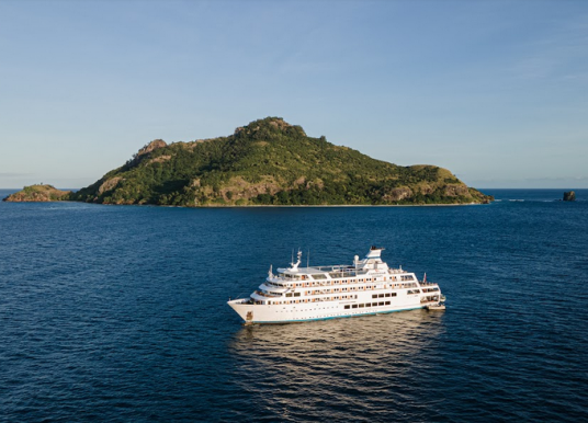 In Crociera alle Fiji con Captain Cook Cruises